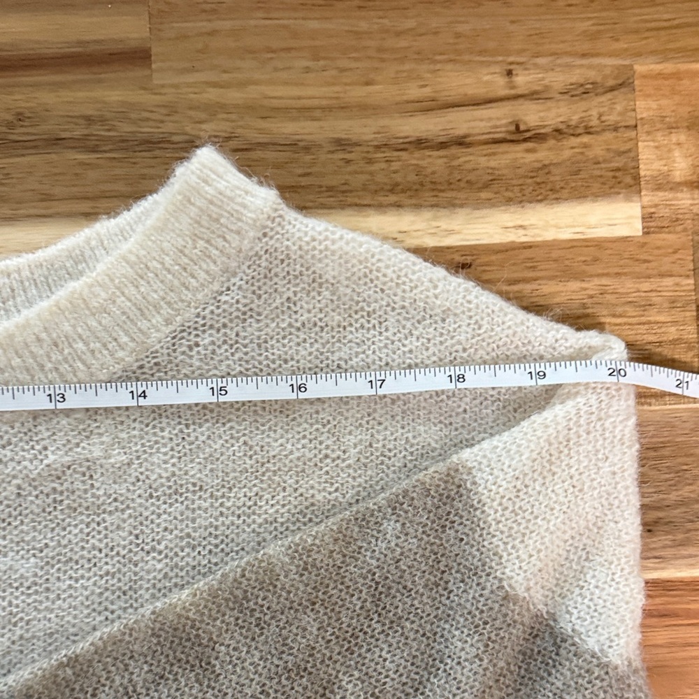 Old Navy Colorblock Cozy Sweater | Size S | Neutral Taupe & Cream - Picture 7 of 9